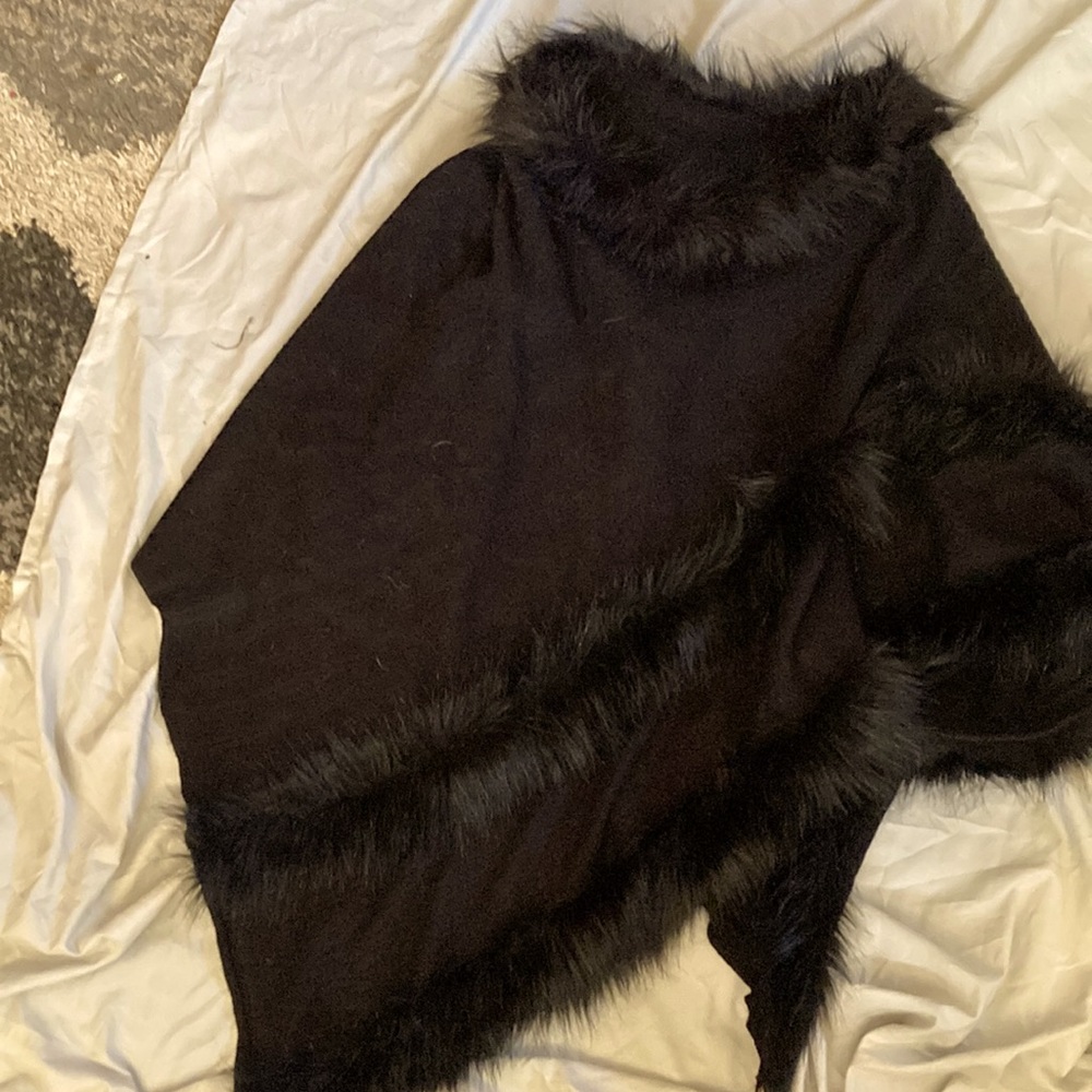Furry shawl